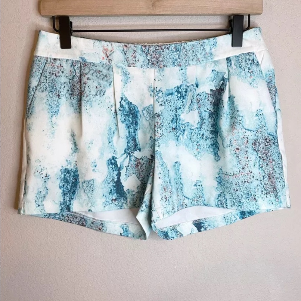 Mossimo WaterColor Blue Pleated Shorts - Picture 2 of 5